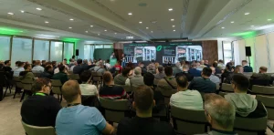 Schneider Electric PrismaSeT Summit