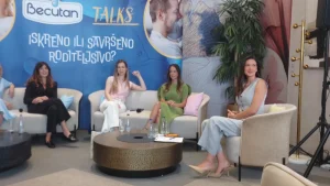 Becutan uz roditelje: komunikacija sa decom u eri digitalne buke