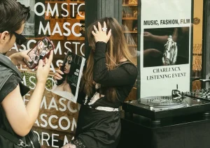 Beograd među prvim stanicama nove ere Charli xcx