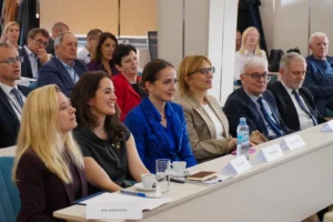 Stručnjaci iz 11 zemalja u Beogradu o finansijskim prevarama, veštačkoj inteligenciji i održivosti